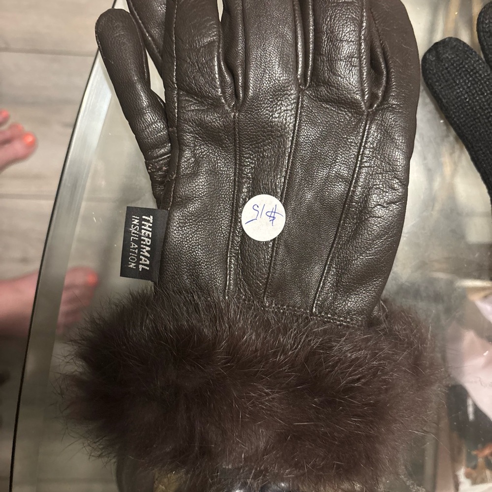 Brown Leather Gloves with Fur Trim